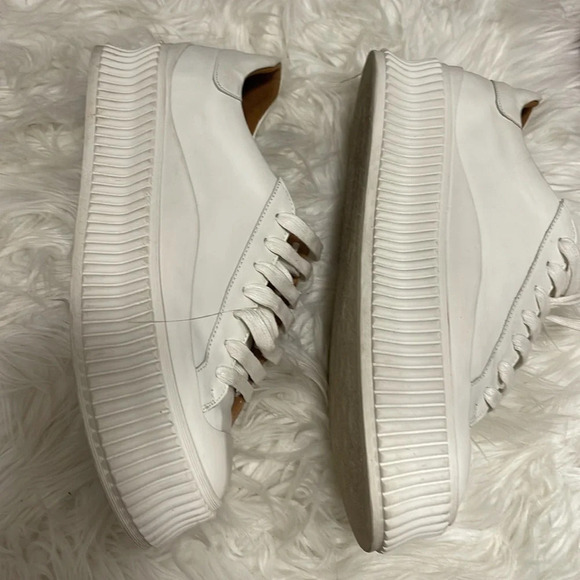 Jil Sander Round Toe Low-Top Sneakers - Picture 8 of 13